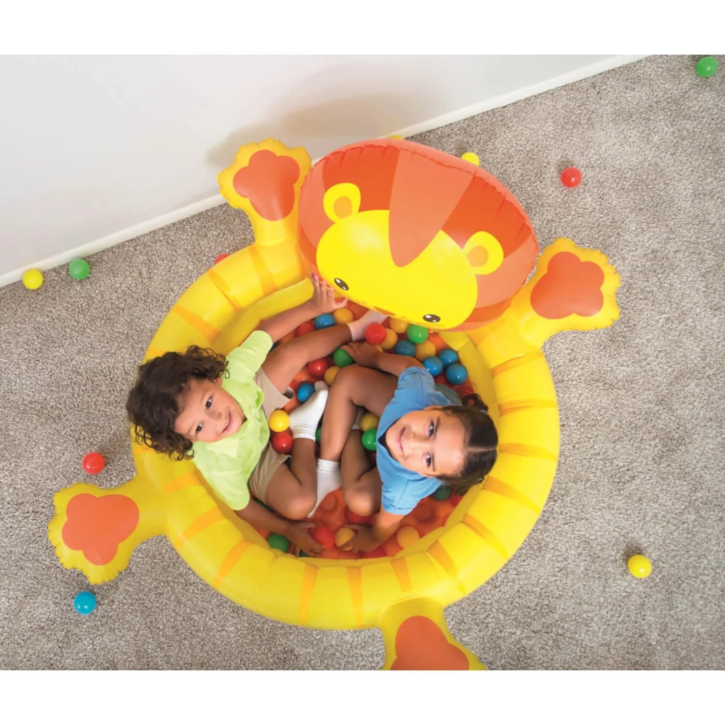 Piscina Leon inflable con Pelotas 111 X98X61.5 Cms Bestway